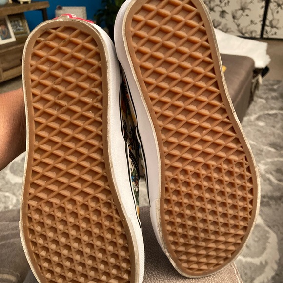 Hawaiian Vans - Picture 3 of 5